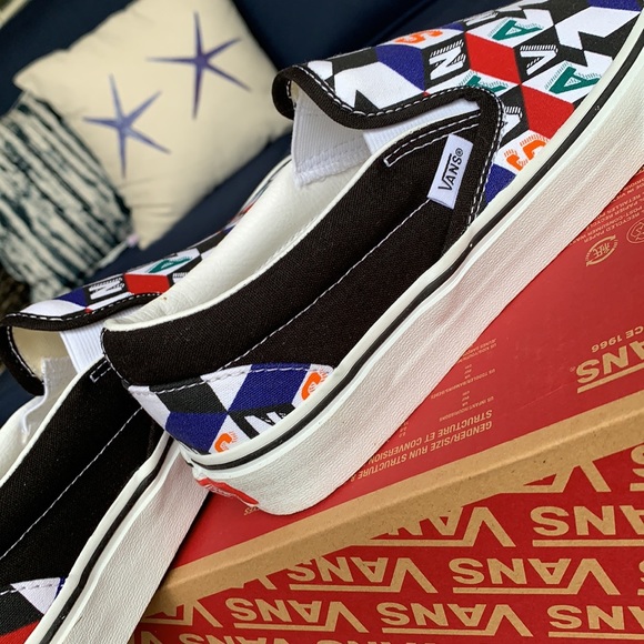 VANS CLASSIC SLIP ON CHECKER CUBE MULTI/TRWHT MENS - Picture 15 of 16